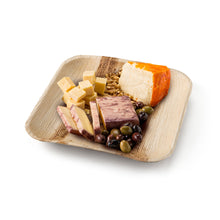 Load image into Gallery viewer, TreeChoice Party Basket and Leaf Plates Package